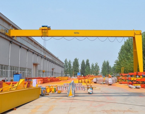 ENDÜSTRİYEL VİNÇLER 